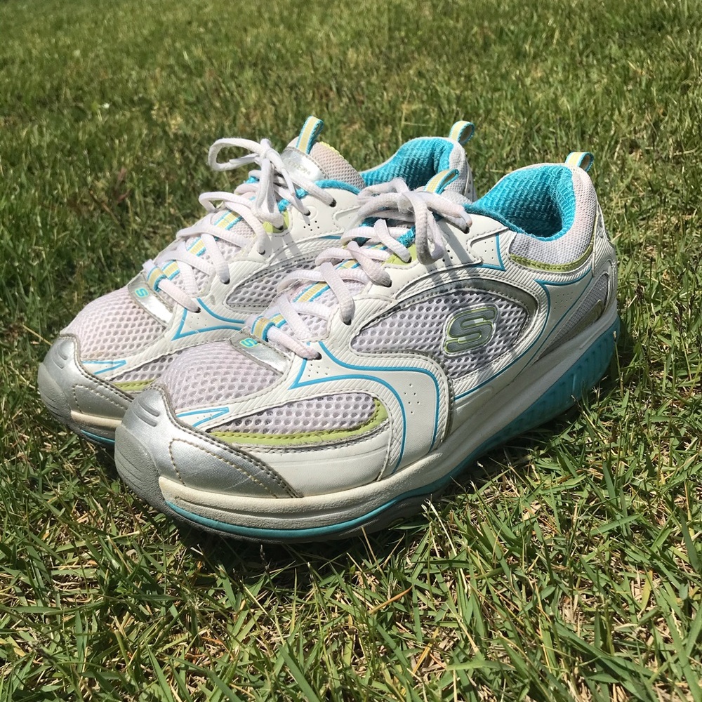 Sketchers shape ups women’s size 9.5